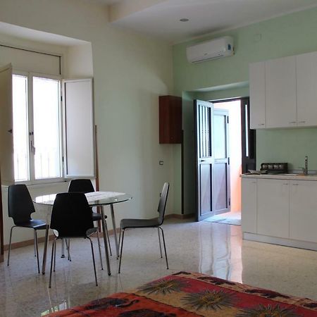 Anvi Apartment Pollena Trocchia ภายนอก รูปภาพ