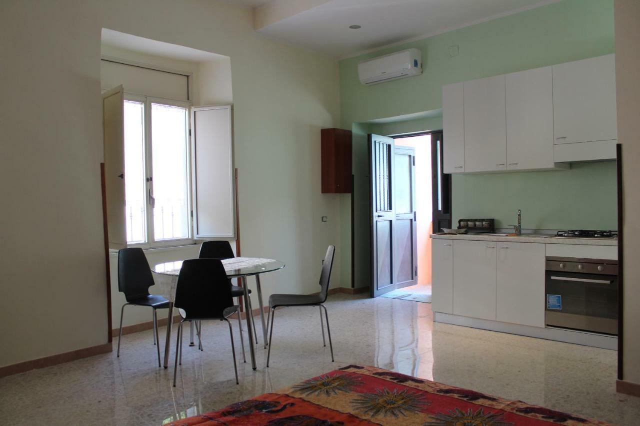 Anvi Apartment Pollena Trocchia ภายนอก รูปภาพ